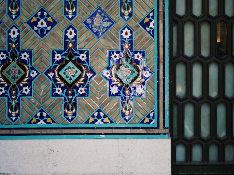 Acid Wash Arabesque - Carpet Denim